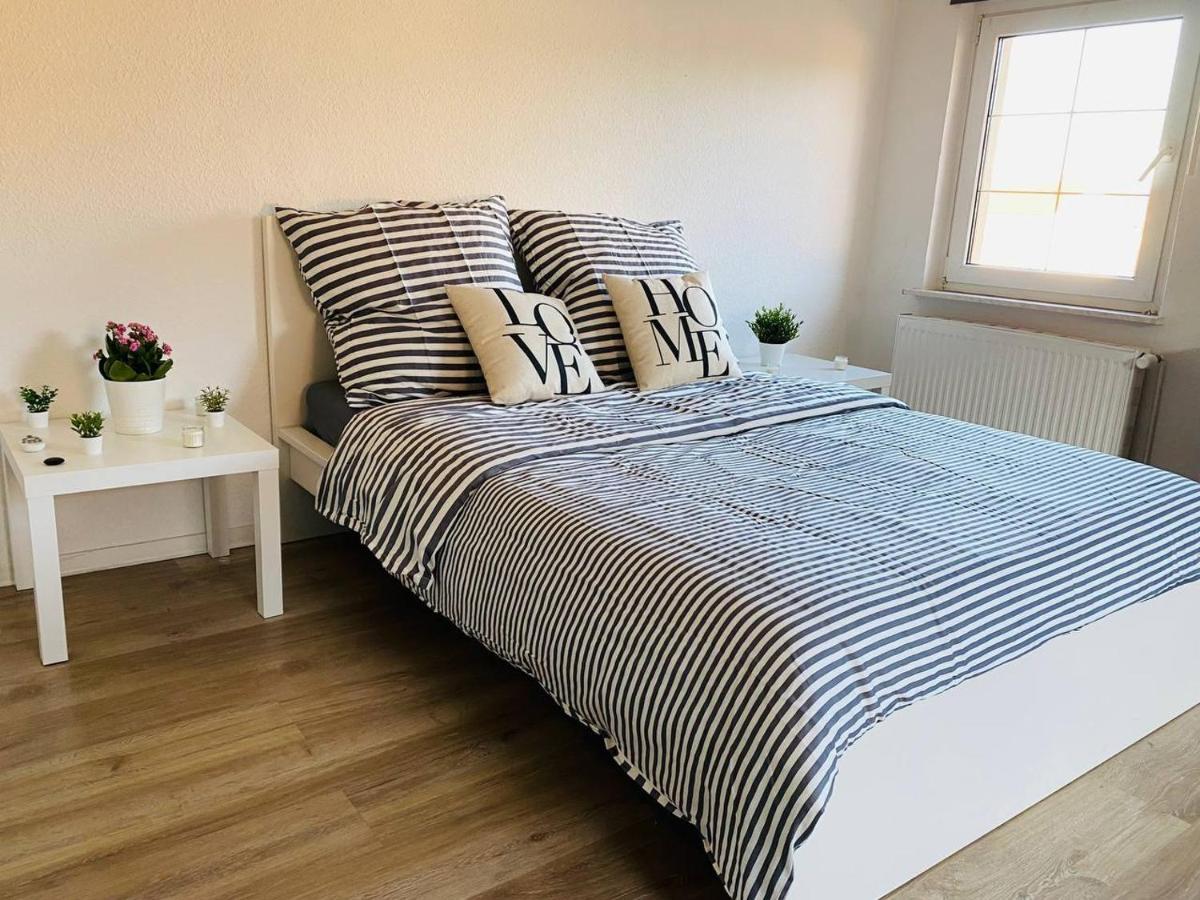 Xxl Ruhiges Sofa Freital Am Fluss Dresden Apartment Exterior photo